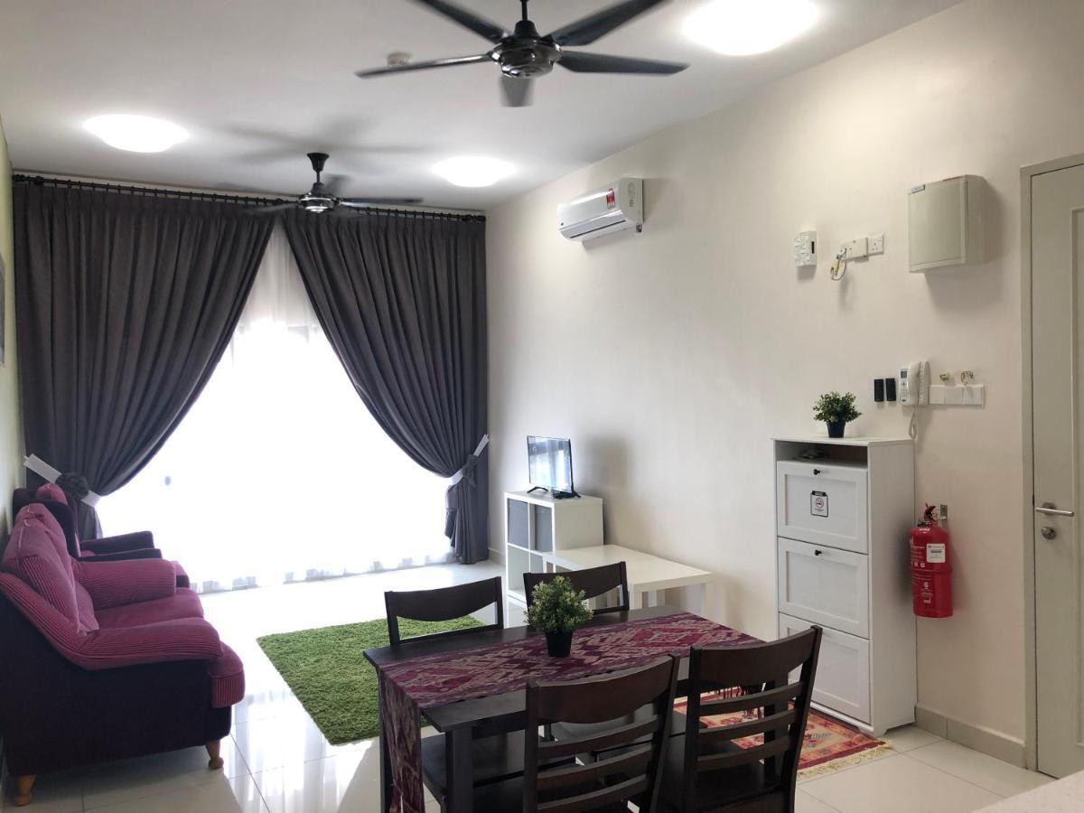 Vistamuslim Homestay Cheras Bagian luar foto