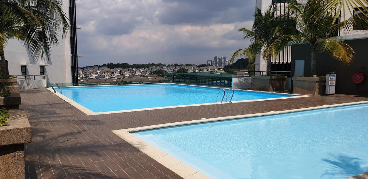 Vistamuslim Homestay Cheras Bagian luar foto